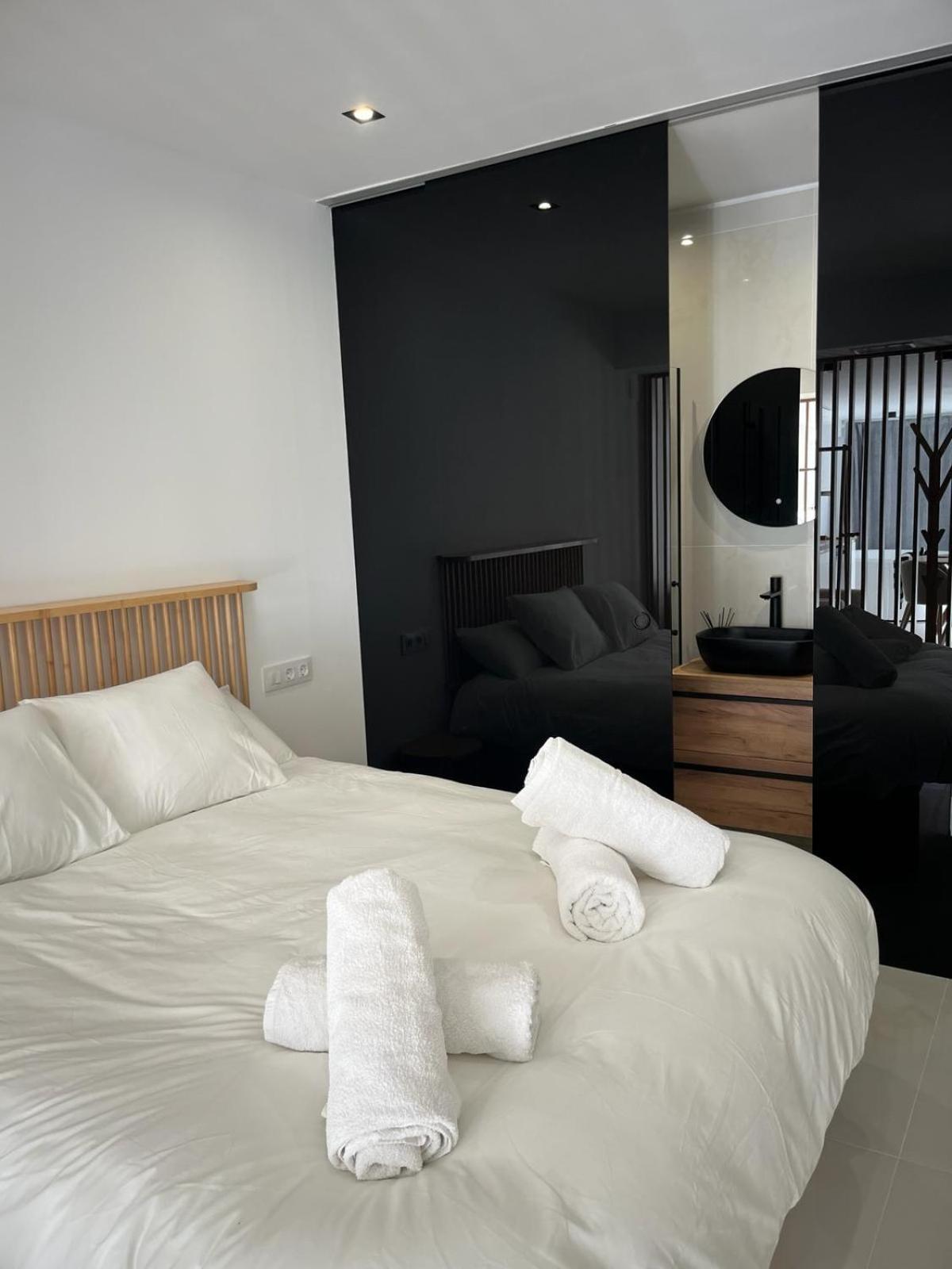 Playamar Con Jacuzzi Appartamento *